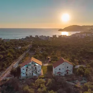 https://himara-prive.albaniahotels.org
