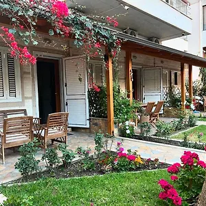https://guest-room-angolo-toscano.albaniahotels.org